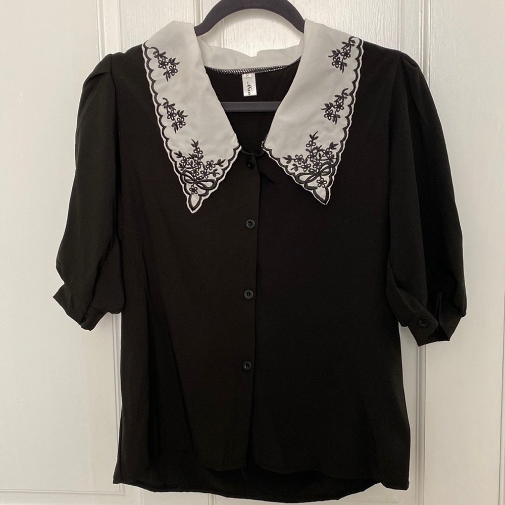 Floral embroidered blouse